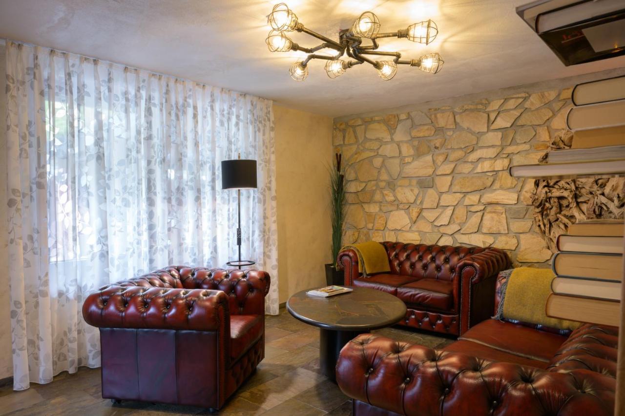 Ferienwohnung Altschloss Eppenbrunn Ngoại thất bức ảnh